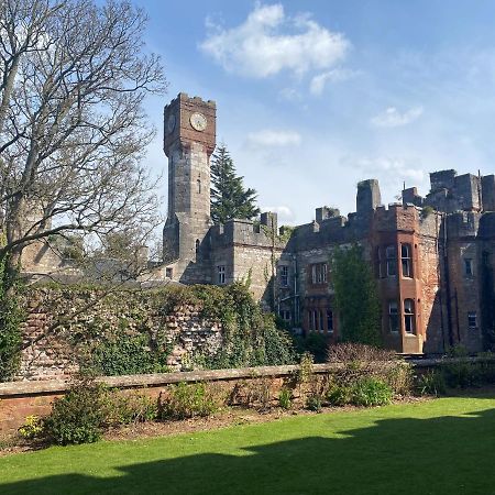 Ruthin Castle Hotel And Spa 외부 사진