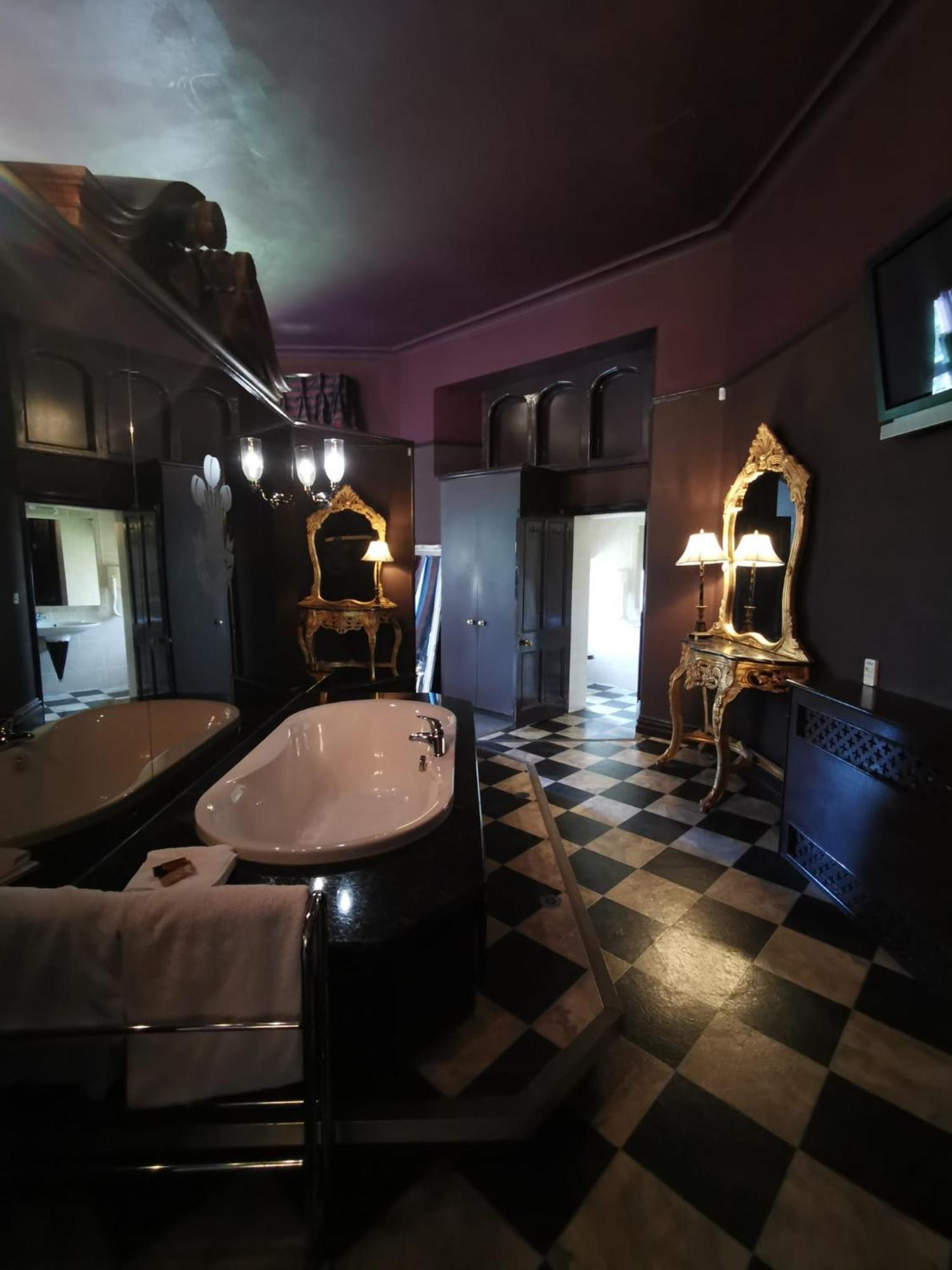 Ruthin Castle Hotel And Spa 외부 사진