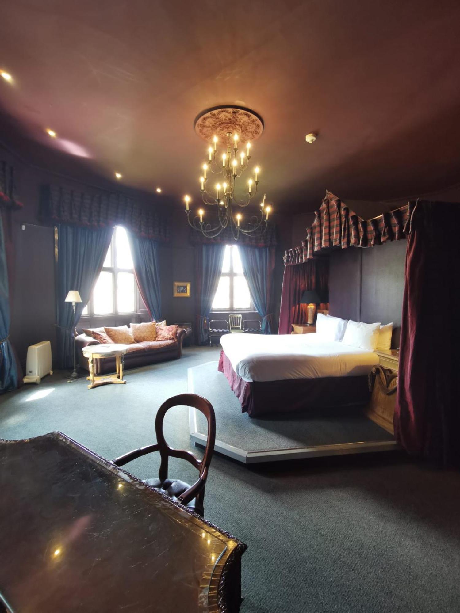 Ruthin Castle Hotel And Spa 외부 사진