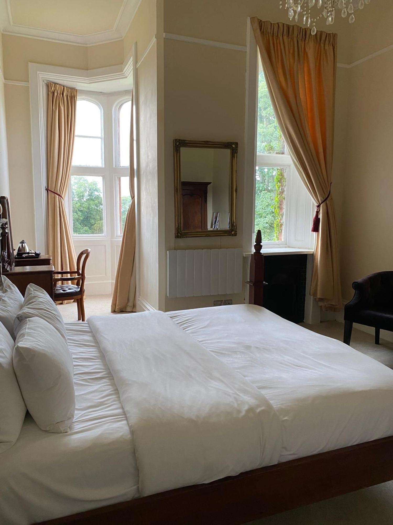 Ruthin Castle Hotel And Spa 외부 사진